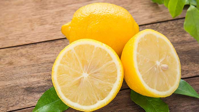 درمان شوره با لیمو